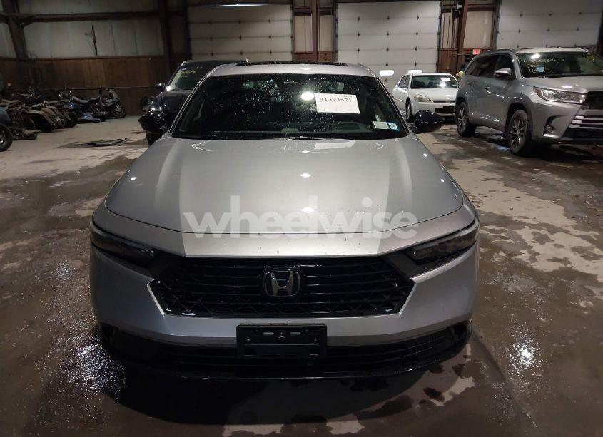 Photo 12 of 2025 Honda Accord HYBRID SPORT-L (VIN 1HGCY2F7XSA004092)