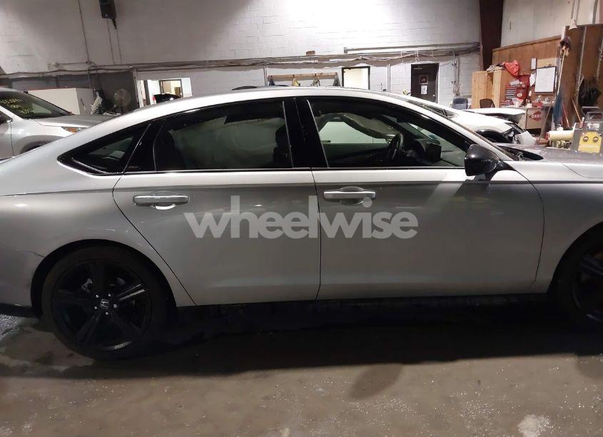 Photo 13 of 2025 Honda Accord HYBRID SPORT-L (VIN 1HGCY2F7XSA004092)