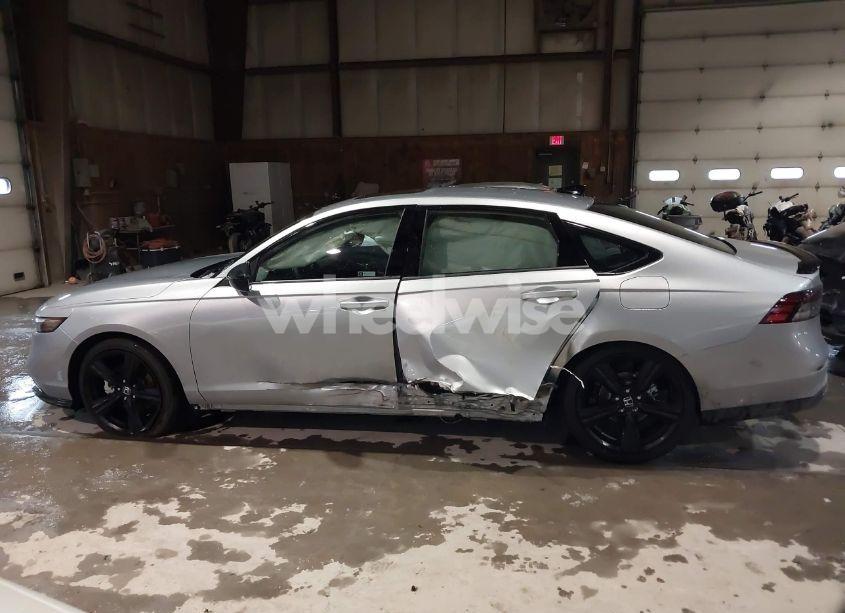 Photo 14 of 2025 Honda Accord HYBRID SPORT-L (VIN 1HGCY2F7XSA004092)