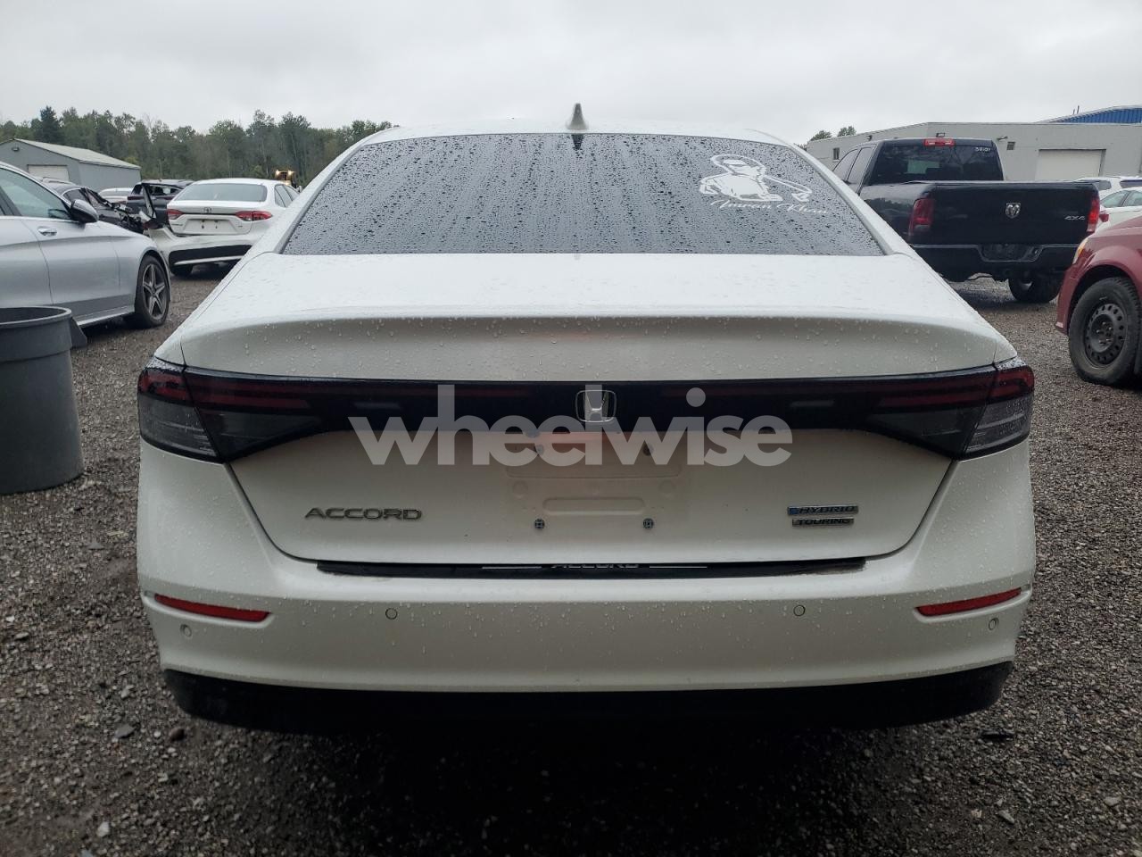 Photo 6 of 2024 HONDA ACCORD TOURING HYBRID (VIN 1HGCY2F80RA801843)