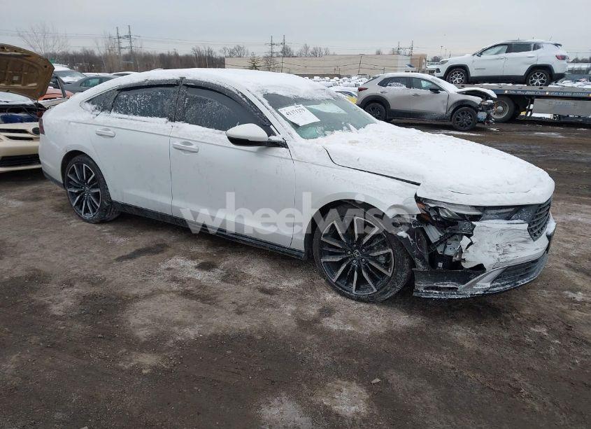2023 Honda Accord HYBRID TOURING (VIN 1HGCY2F81PA003770) main photo
