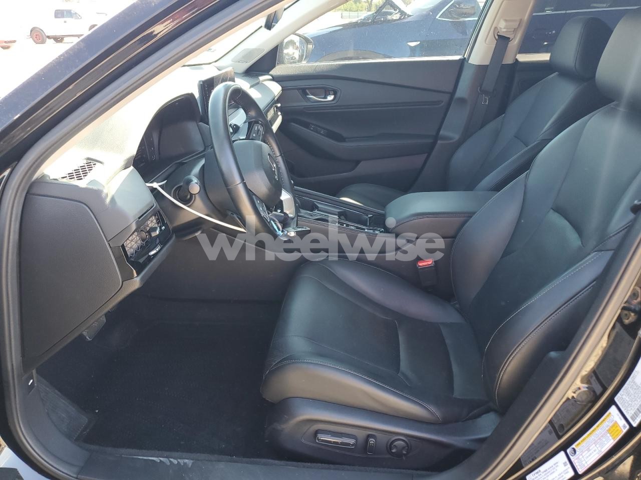 Photo 7 of 2024 HONDA ACCORD TOURING HYBRID (VIN 1HGCY2F81RA059579)