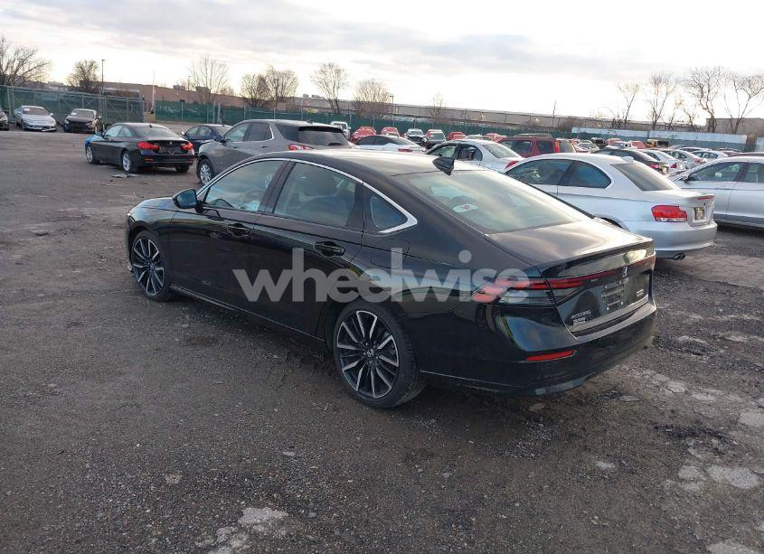 Photo 3 of 2024 Honda Accord HYBRID TOURING (VIN 1HGCY2F81RA064233)