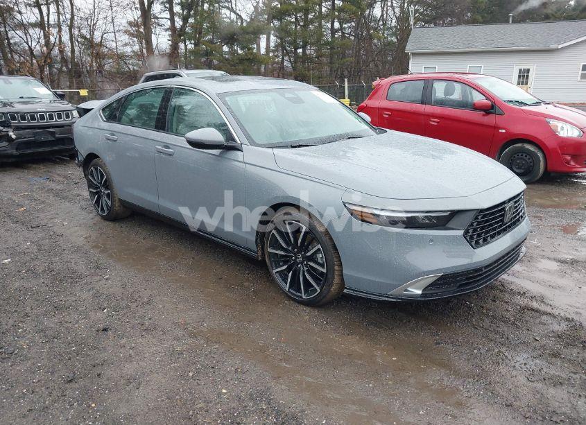 2025 Honda Accord HYBRID TOURING (VIN 1HGCY2F81SA005883) main photo
