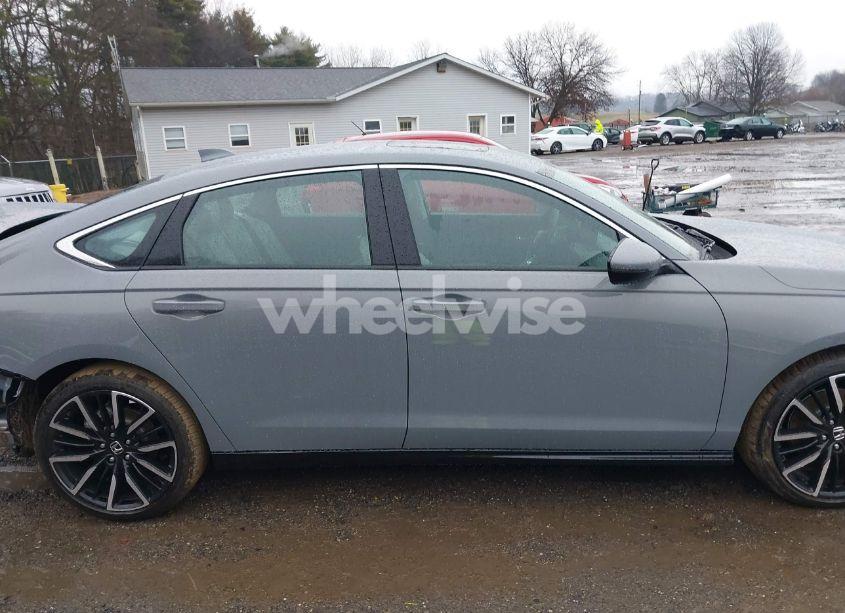 Photo 13 of 2025 Honda Accord HYBRID TOURING (VIN 1HGCY2F81SA005883)