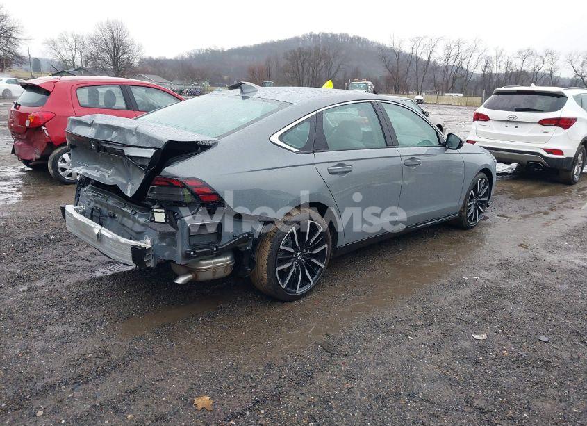 Photo 4 of 2025 Honda Accord HYBRID TOURING (VIN 1HGCY2F81SA005883)