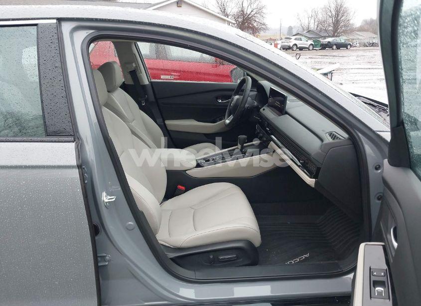 Photo 5 of 2025 Honda Accord HYBRID TOURING (VIN 1HGCY2F81SA005883)