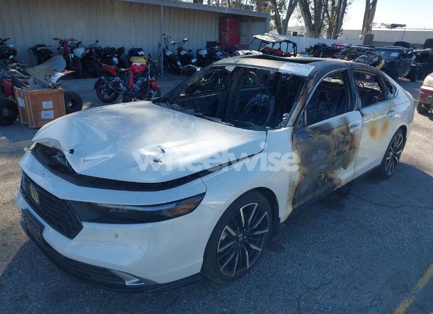 Photo 2 of 2024 Honda Accord HYBRID TOURING (VIN 1HGCY2F82RA075600)