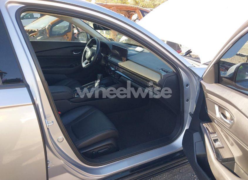 Photo 5 of 2023 Honda Accord HYBRID TOURING (VIN 1HGCY2F84PA061503)