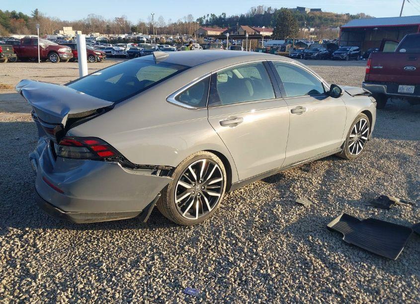 Photo 4 of 2023 Honda Accord HYBRID TOURING (VIN 1HGCY2F85PA006137)