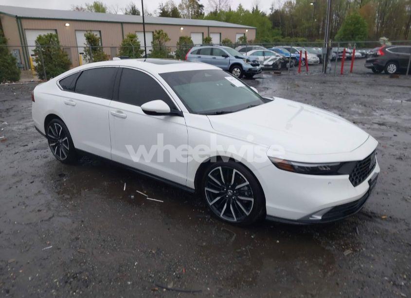2024 Honda Accord HYBRID TOURING (VIN 1HGCY2F85RA071850) main photo