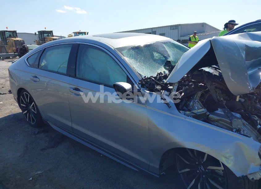 Photo 12 of 2025 Honda Accord HYBRID TOURING (VIN 1HGCY2F85SA017082)