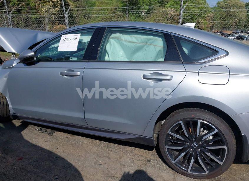 Photo 13 of 2025 Honda Accord HYBRID TOURING (VIN 1HGCY2F85SA017082)