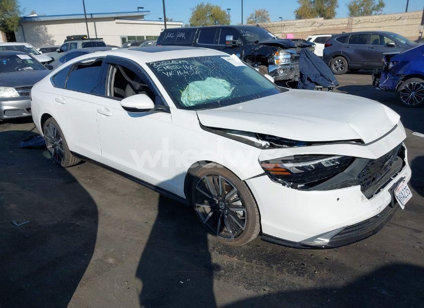 2024 Honda Accord HYBRID TOURING (VIN 1HGCY2F86RA025136) main photo