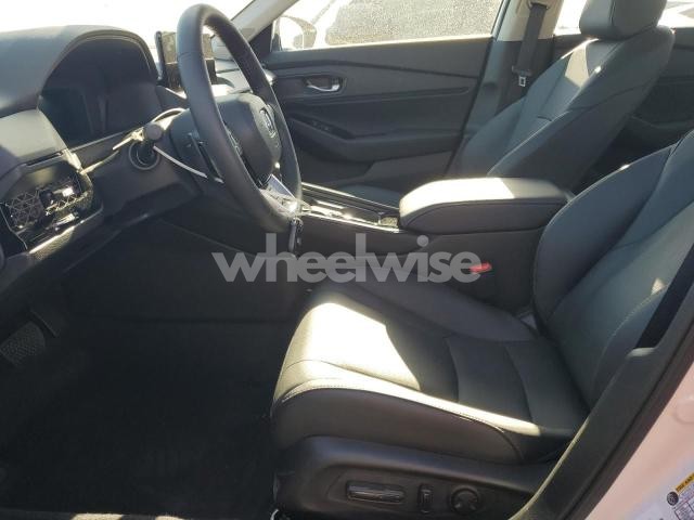 Photo 9 of 2025 HONDA ACCORD TOURING HYBRID (VIN 1HGCY2F86SA054903)