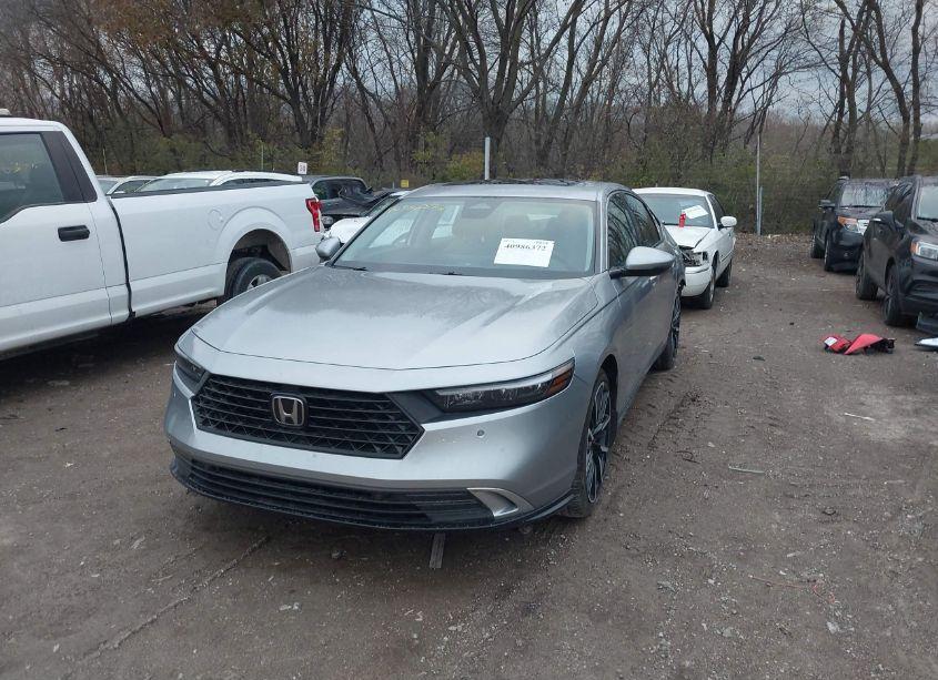 Photo 2 of 2023 Honda Accord HYBRID TOURING (VIN 1HGCY2F87PA004762)