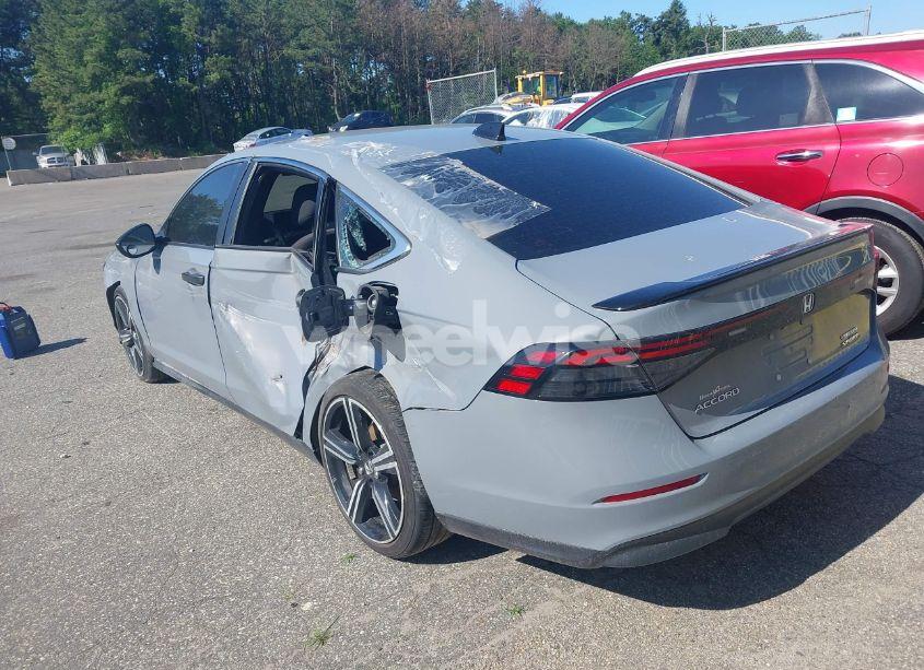 Photo 3 of 2024 Honda Accord HYBRID TOURING (VIN 1HGCY2F88RA092210)
