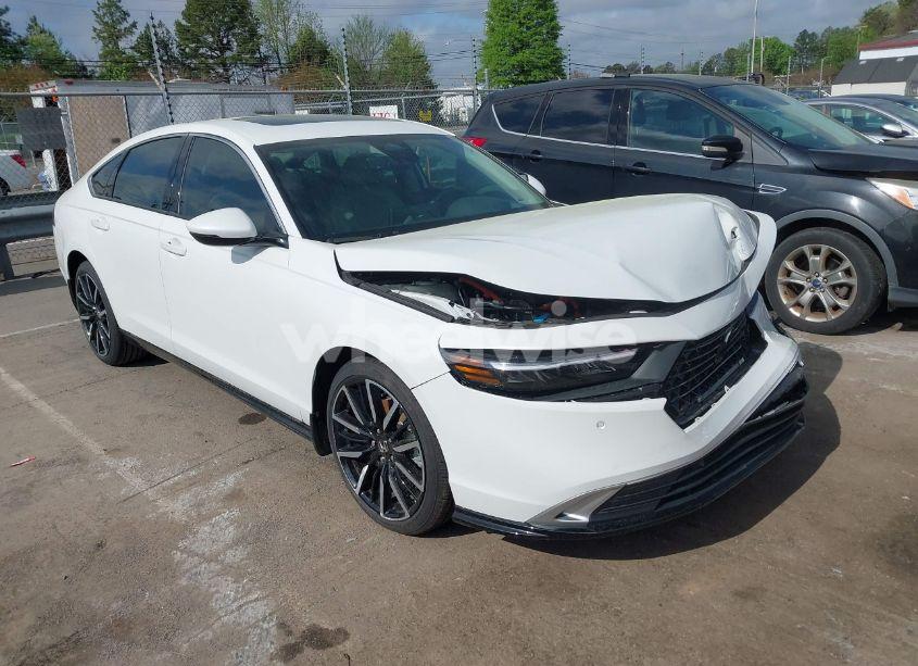 2024 Honda Accord HYBRID TOURING (VIN 1HGCY2F8XRA029206) main photo