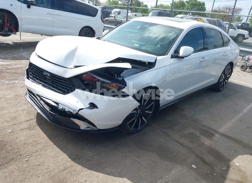 Photo 2 of 2024 Honda Accord HYBRID TOURING (VIN 1HGCY2F8XRA029206)