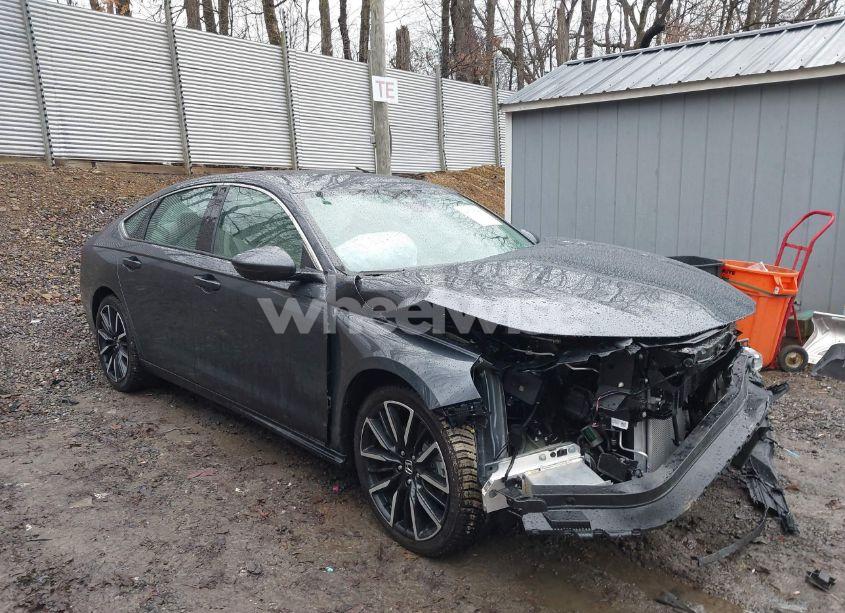 2024 Honda Accord HYBRID TOURING (VIN 1HGCY2F8XRA050850) main photo
