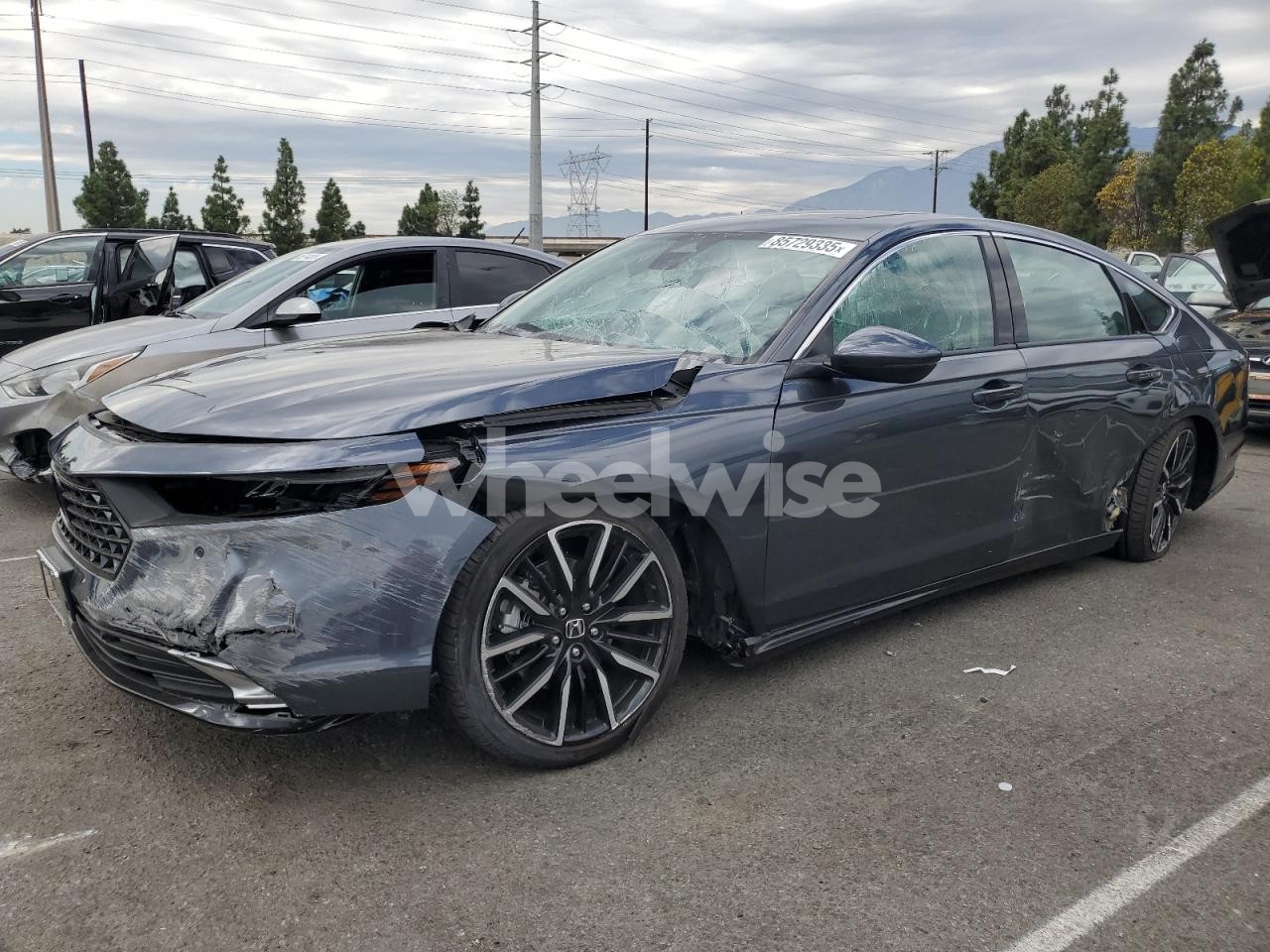 2024 HONDA ACCORD TOURING HYBRID (VIN 1HGCY2F8XRA081967) main photo