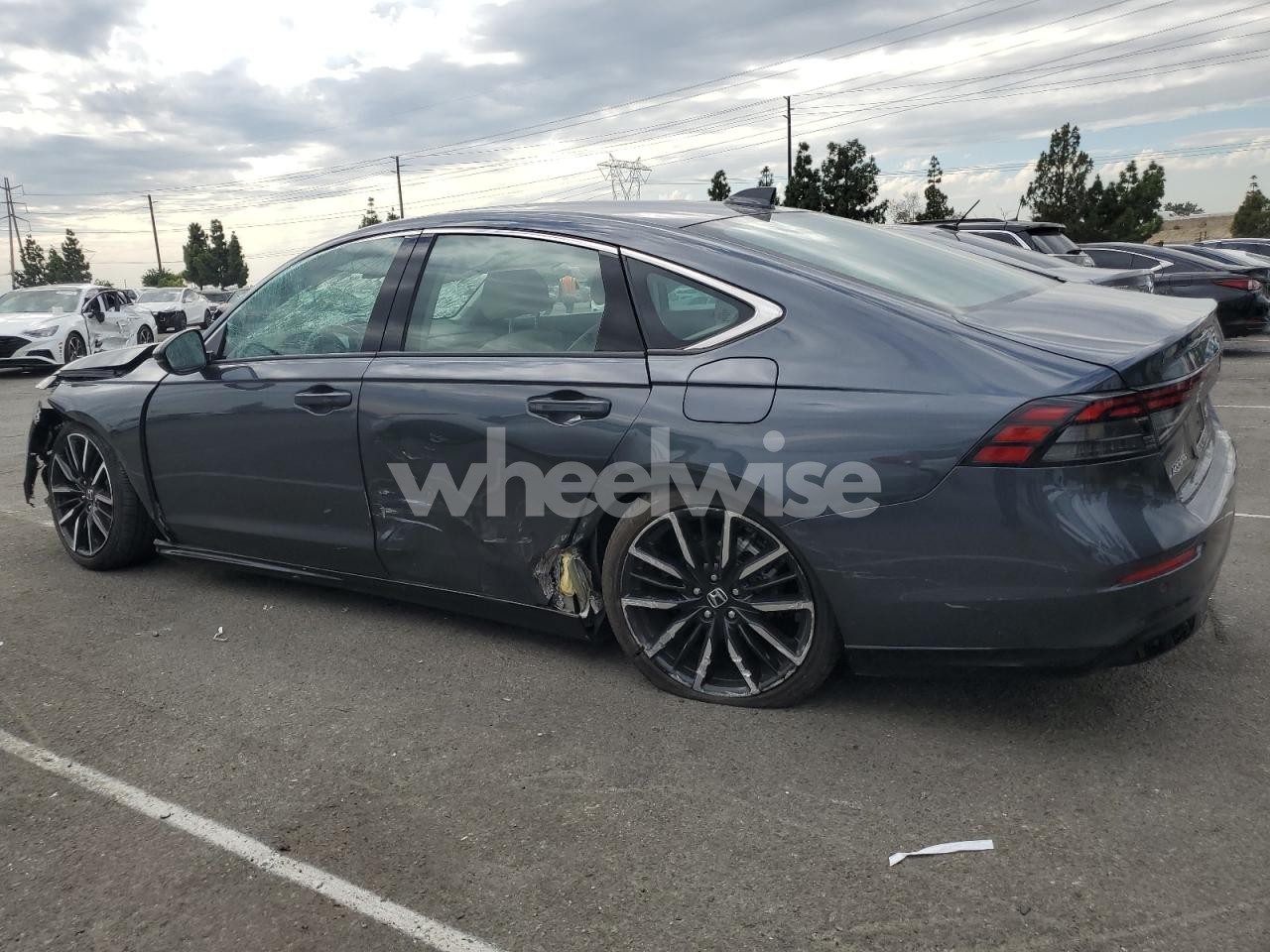 Photo 2 of 2024 HONDA ACCORD TOURING HYBRID (VIN 1HGCY2F8XRA081967)