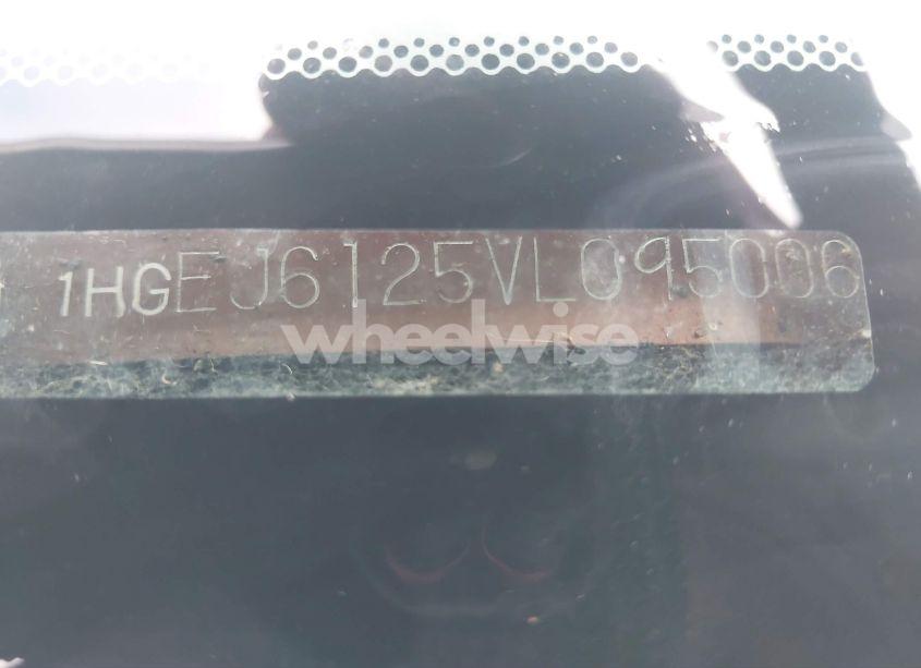 Photo 9 of 1997 Honda Civic DX (VIN 1HGEJ6125VL095006)