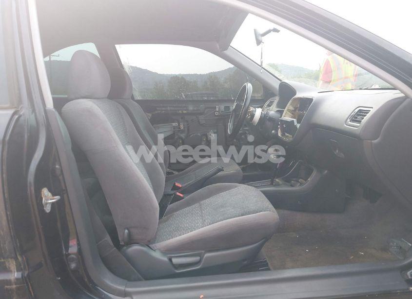 Photo 5 of 1999 Honda Civic DX (VIN 1HGEJ6220XL032266)