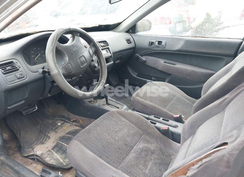 Photo 5 of 2000 Honda Civic DX (VIN 1HGEJ6226YL071168)