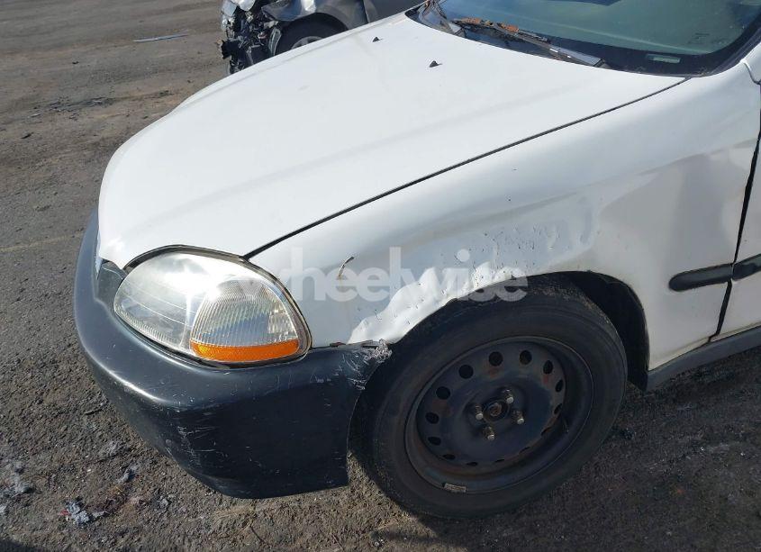 Photo 6 of 1998 Honda Civic DX (VIN 1HGEJ6524WL027906)