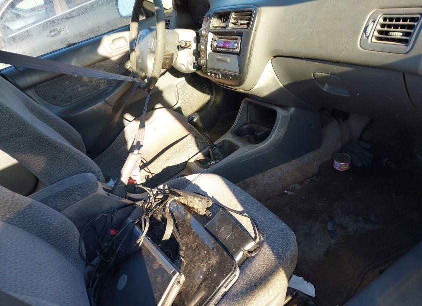 Photo 5 of 1999 Honda Civic LX (VIN 1HGEJ6579XL014663)