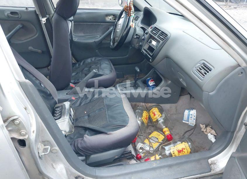 Photo 5 of 1999 Honda Civic DX (VIN 1HGEJ6628XL028492)