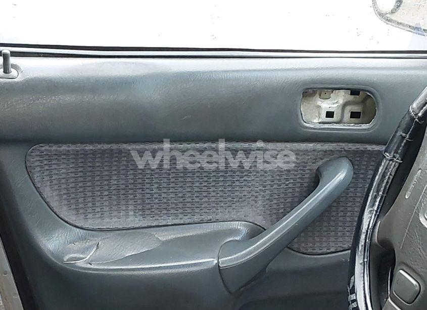 Photo 6 of 1999 Honda Civic DX (VIN 1HGEJ6628XL028492)