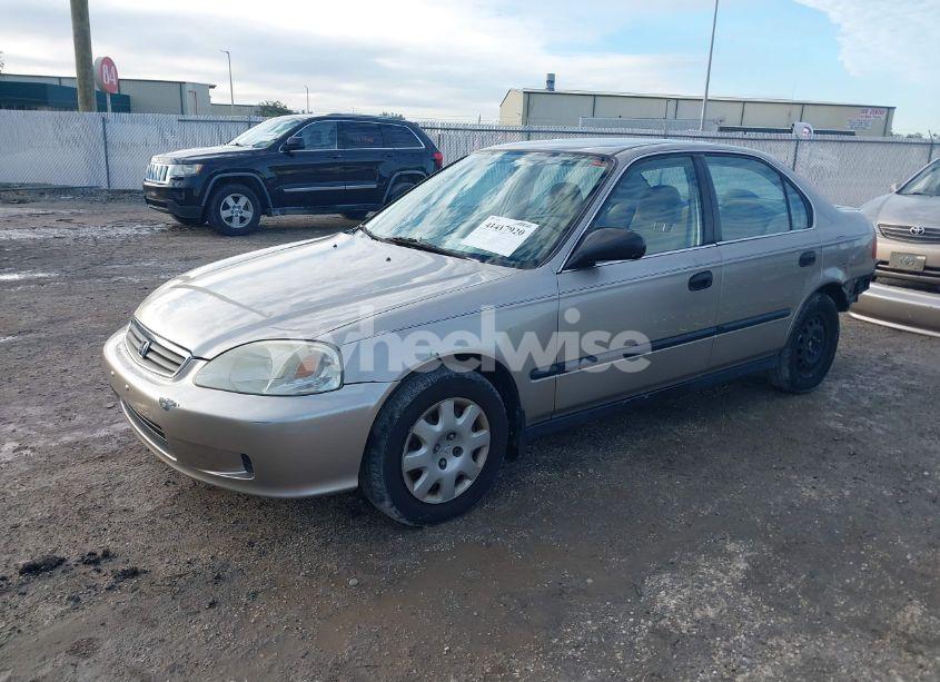 Photo 2 of 2000 Honda Civic LX (VIN 1HGEJ6674YL067805)