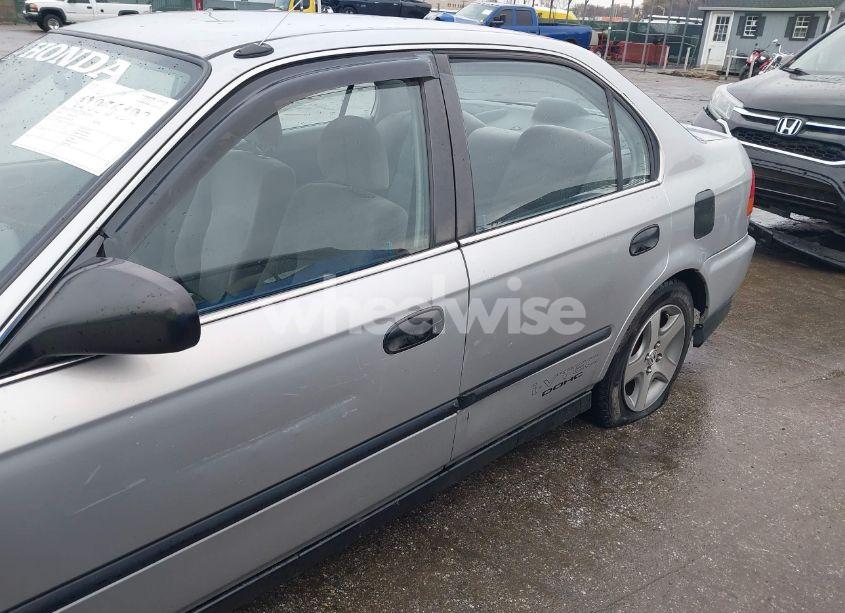 Photo 18 of 1998 Honda Civic LX (VIN 1HGEJ6676WL045222)
