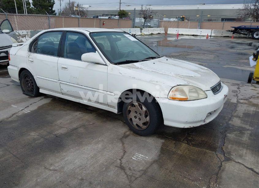 1997 Honda Civic LX (VIN 1HGEJ6677VL007738) main photo