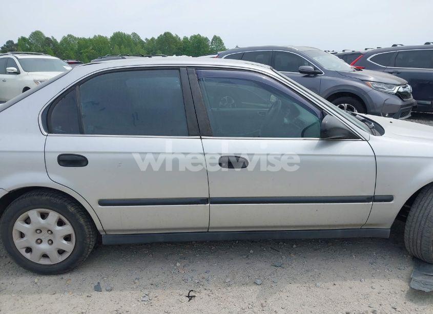 Photo 13 of 1999 Honda Civic LX (VIN 1HGEJ6677XL015230)