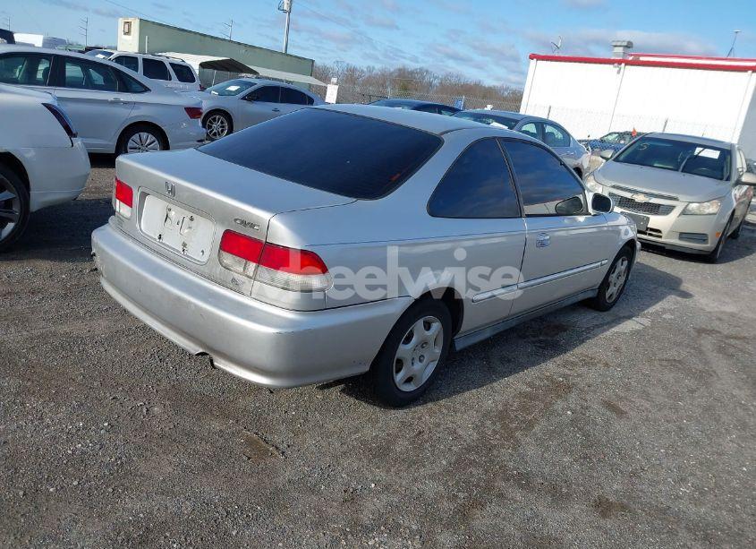 Photo 4 of 2000 Honda Civic EX (VIN 1HGEJ8249YLO68276)