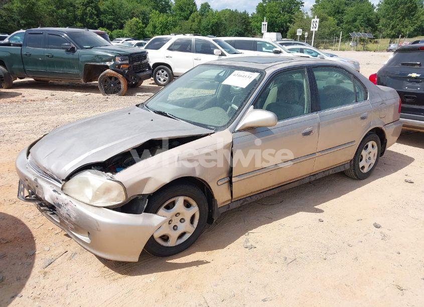 Photo 2 of 2000 Honda Civic EX (VIN 1HGEJ8647YL023895)