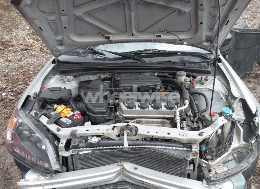 Photo 10 of 2005 Honda Civic VP (VIN 1HGEM21125L077764)