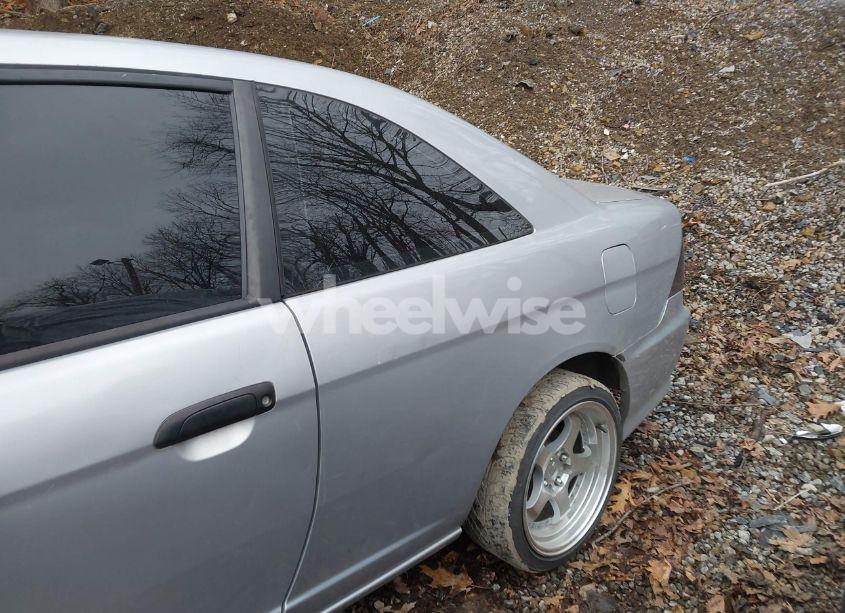 Photo 12 of 2005 Honda Civic VP (VIN 1HGEM21125L077764)