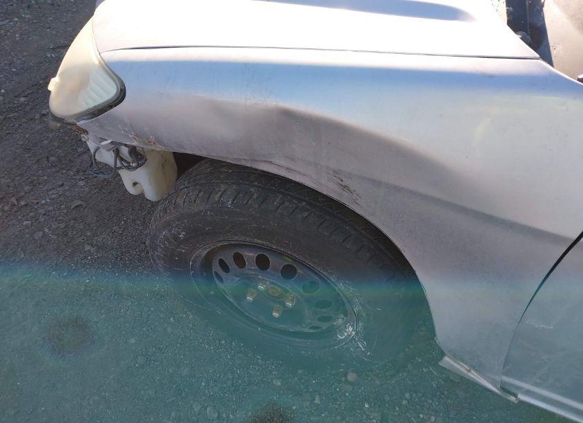 Photo 6 of 2005 Honda Civic VP (VIN 1HGEM21135L001177)