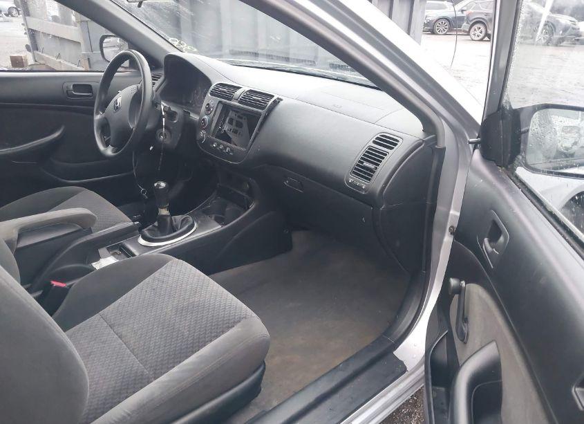 Photo 5 of 2005 Honda Civic VP (VIN 1HGEM21195L025340)