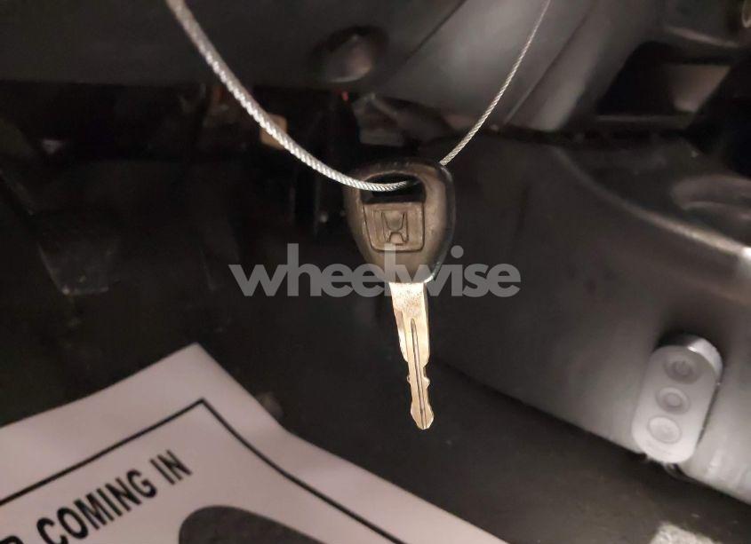 Photo 11 of 2002 Honda Civic DX (VIN 1HGEM21202L022430)