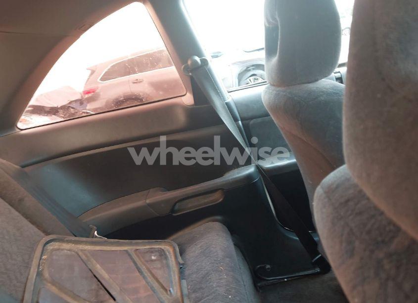 Photo 8 of 2002 Honda Civic LX (VIN 1HGEM21552L097389)