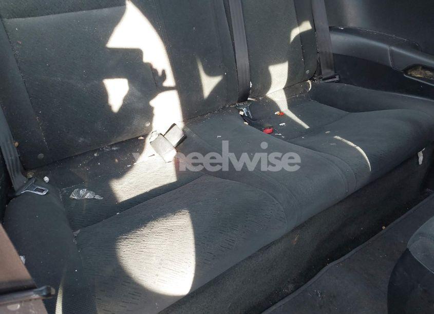 Photo 8 of 2005 Honda Civic LX (VIN 1HGEM215X5L064781)