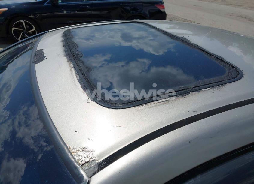 Photo 15 of 2002 Honda Civic LX (VIN 1HGEM21682L107793)