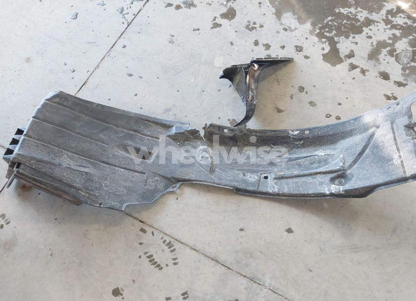 Photo 12 of 2005 Honda Civic EX (VIN 1HGEM21945L007964)