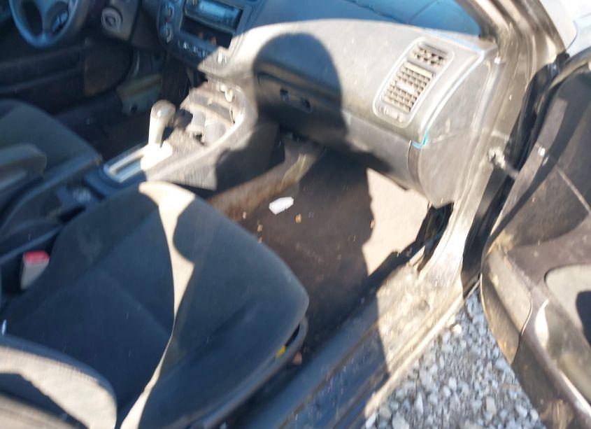 Photo 5 of 2005 Honda Civic EX (VIN 1HGEM22015L017982)