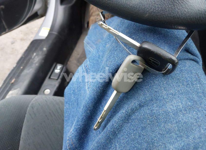 Photo 11 of 2005 Honda Civic EX (VIN 1HGEM22035L019717)